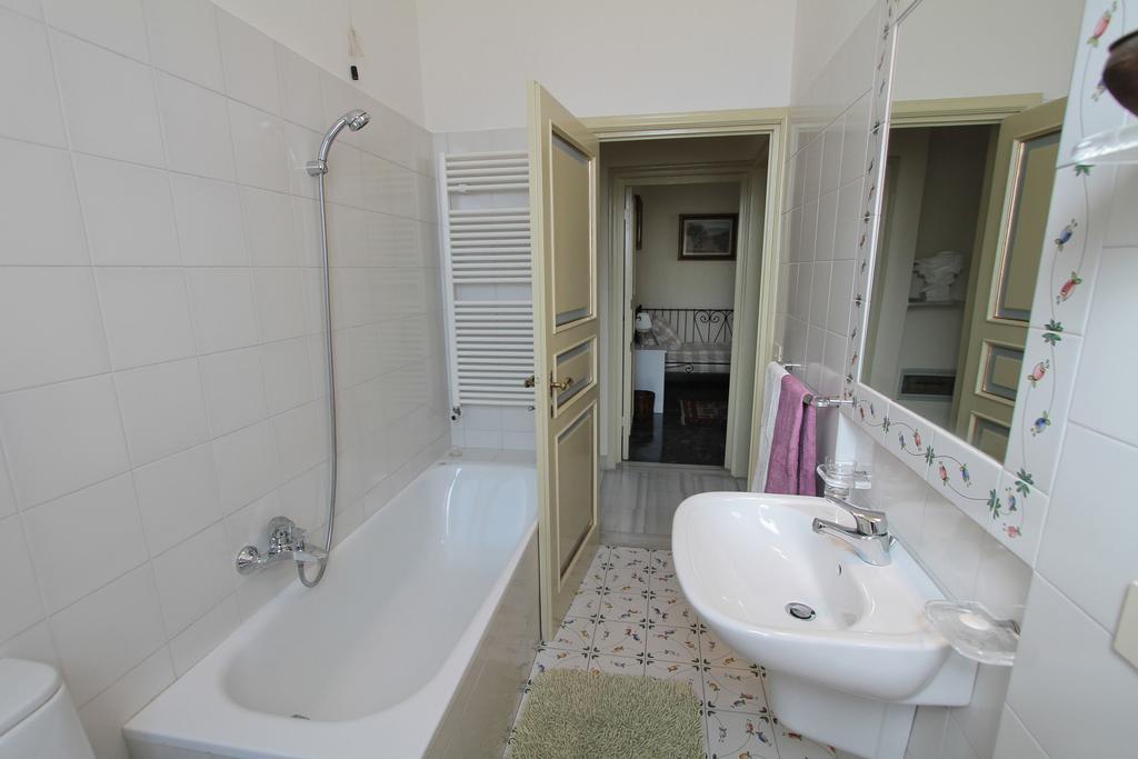 Il Diospero B&B Florencia Habitación foto