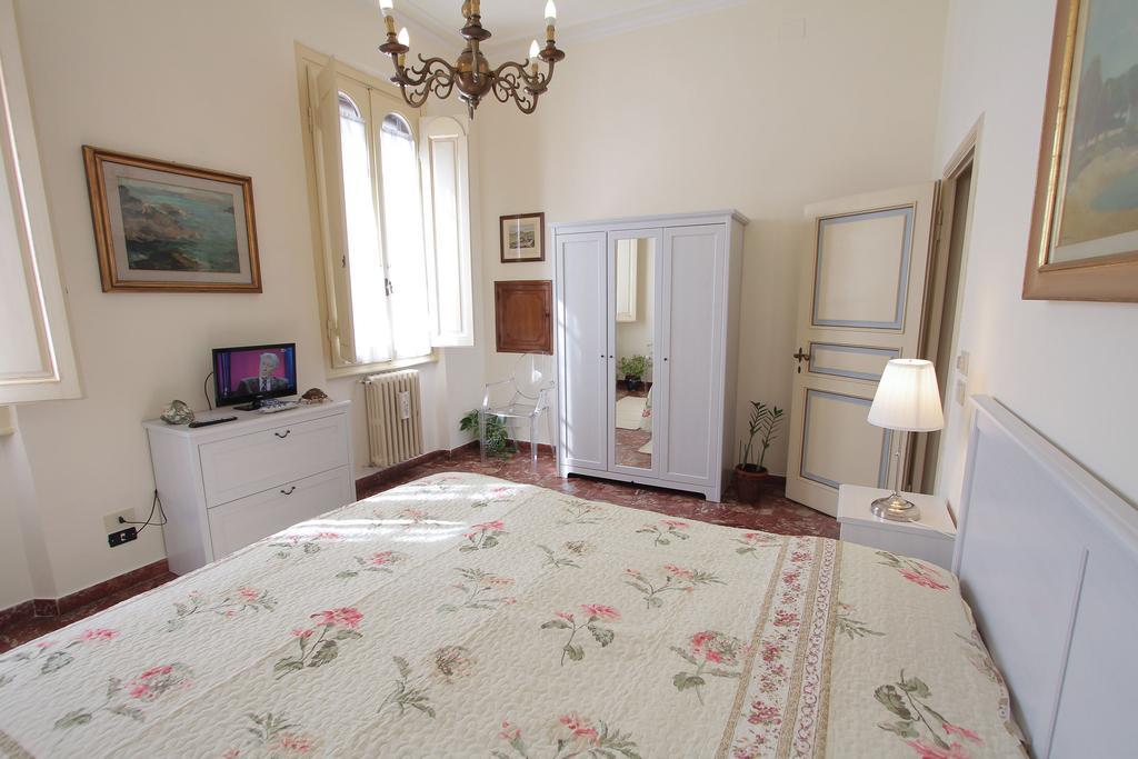 Il Diospero B&B Florencia Habitación foto